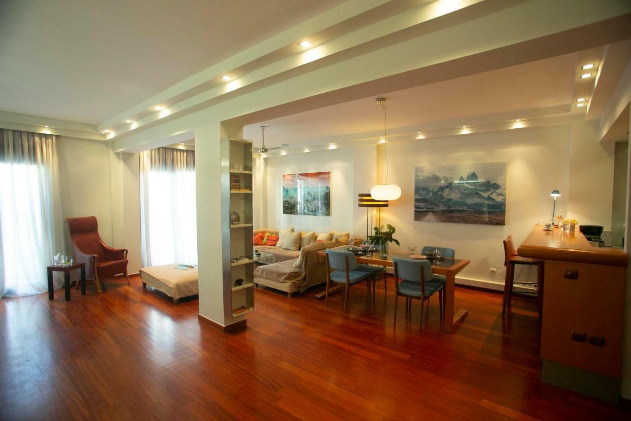 The Lux Gorgeous Apartment テッサロニキ エクステリア 写真